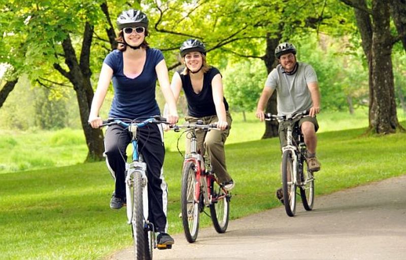 Tips for safe bicycle riding