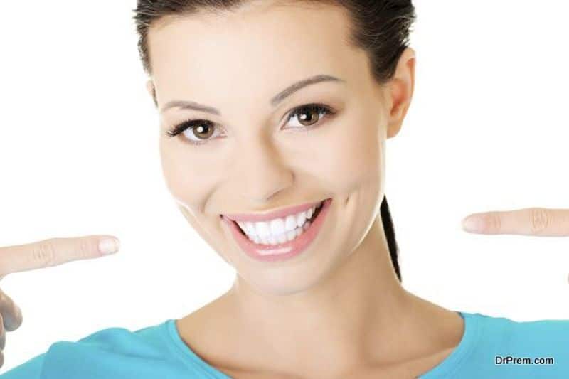 Whiten and brighten your teeth the natural way